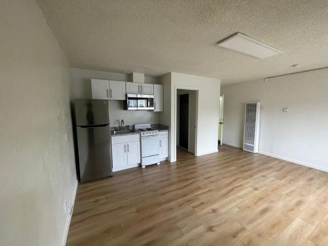 0 BR, 1 BA Apartment 1640 6th Ave Oakland, CA 94606