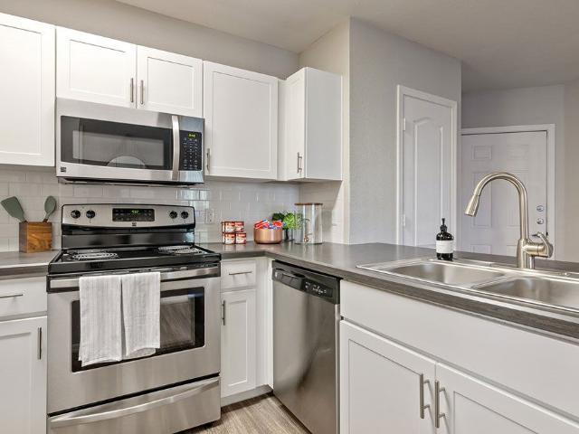 0 BR, 1 BA Apartment 19940 N. 23rd Ave Unit M2024, Phoenix, AZ 85027