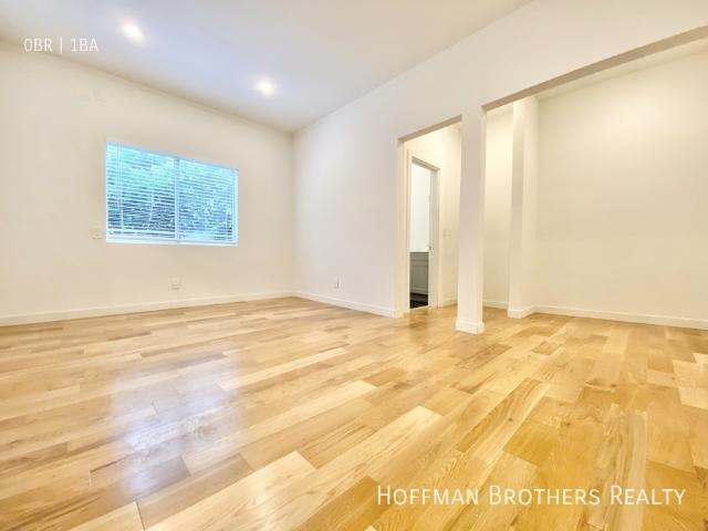 0 BR, 1 BA Apartment 1001 Hyperion Ave, Los Angeles, CA 90029