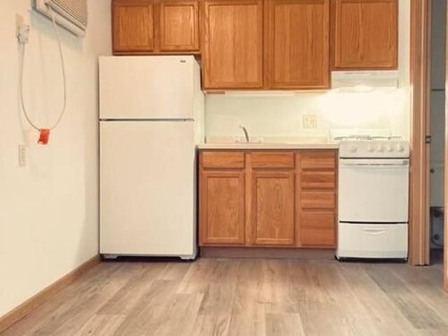 0 BR, 1 BA Apartment 1003 Zeisler St, Unit 121, La Crosse, WI 54601