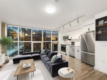 0 BR, 1 BA Apartment 10701 Main Street Unit 504, Bellevue, WA 98004