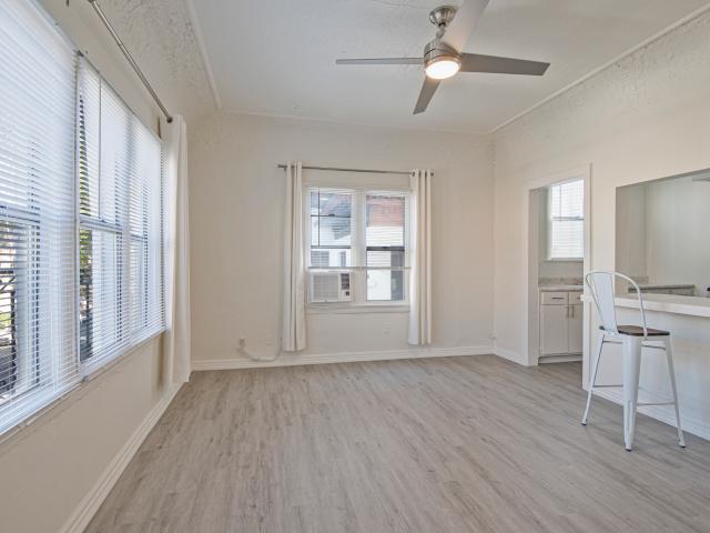 0 BR, 1 BA Apartment 121 N Kenmore Ave, Los Angeles, CA 90004