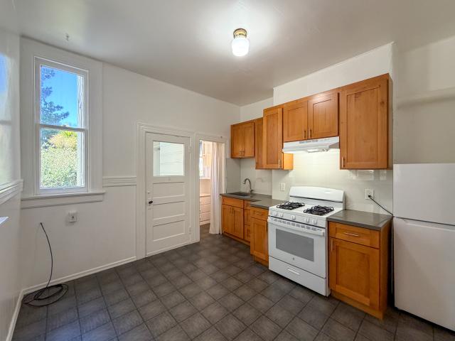 0 BR, 1 BA Apartment 1227 Masonic Ave, San Francisco, CA 94117