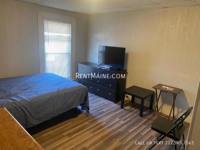 0 BR, 1 BA Apartment 133 Essex St Bangor, ME 04401