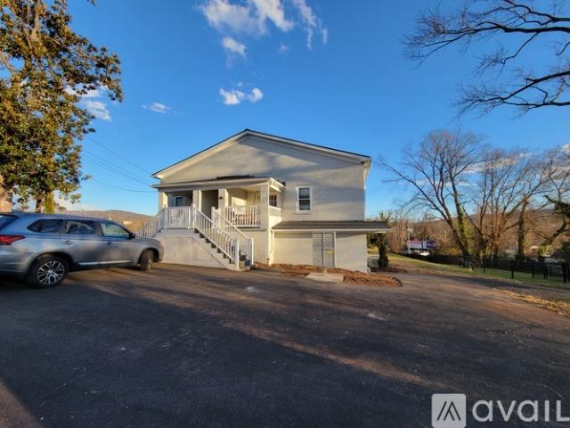 0 BR, 1 BA Apartment 1329 Riverdale Dr, Unit 5, Charlottesville, VA 22902