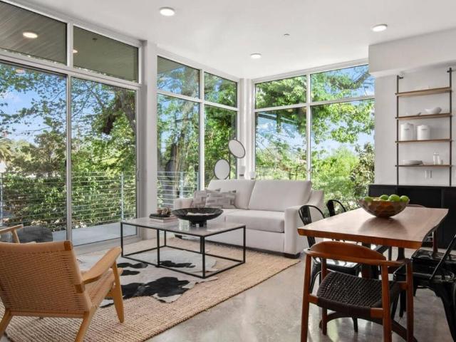 0 BR, 1 BA Apartment 2417 J Street Unit 303, Sacramento, CA 95816