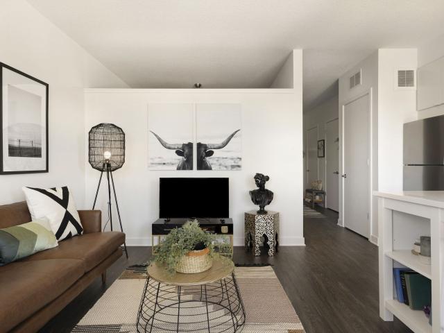 0 BR, 1 BA Apartment 246 Snelling Avenue South Unit 326, Saint Paul, MN 55105