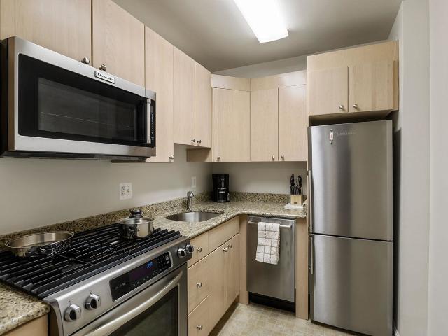 0 BR, 1 BA Apartment 2500 Wisconsin Avenue Unit 939, Washington, DC 20007