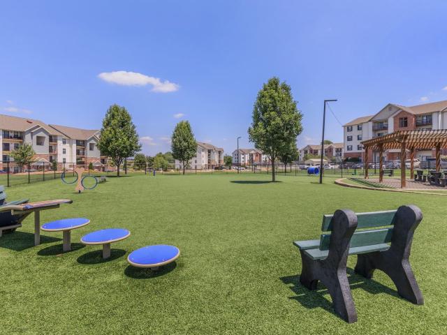 0 BR, 1 BA Apartment 2601 N Cresthaven Ave Unit 406, Springfield, MO 65803