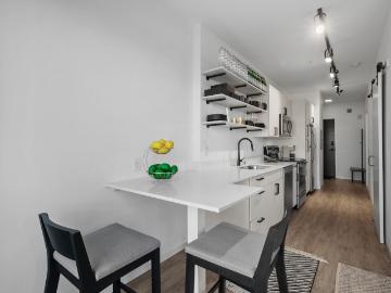 0 BR, 1 BA Apartment 2640 Nicollet Avenue,, Minneapolis, MN 55408