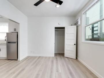 0 BR, 1 BA Apartment 2967 2969 E Street Unit 2969 01, San Diego, CA 92102