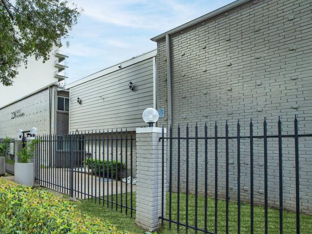 0 BR, 1 BA Apartment 220 W Alabama Unit 208, Houston, TX 77006