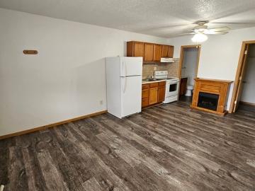 0 BR, 1 BA Apartment 2222 32nd St S, Unit 2, La Crosse, WI 54601