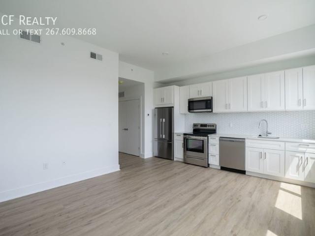 0 BR, 1 BA Apartment 2235 Washington Ave, Philadelphia, PA 19146