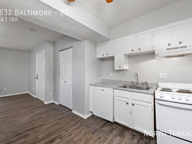 0 BR, 1 BA Apartment 3632 Baltimore, Kansas City, MO 64111