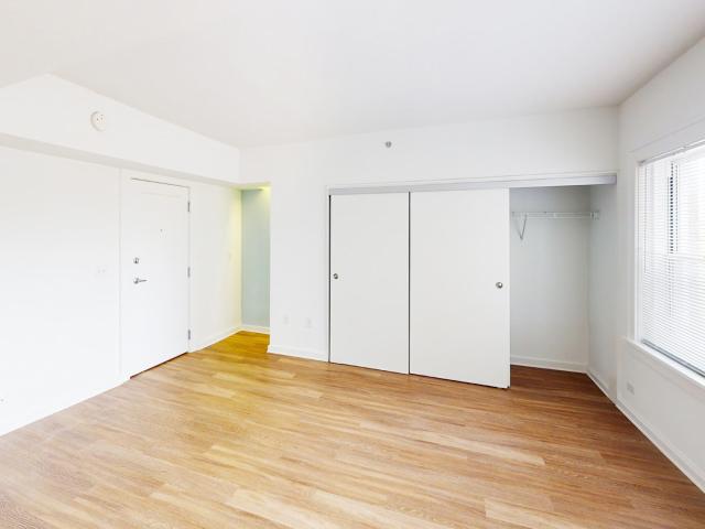 0 BR, 1 BA Apartment 300 East Armour Boulevard Unit 805, Kansas City, MO 64111