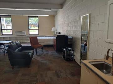 0 BR, 1 BA Apartment 310 S East St, Orangeville, IL 61060