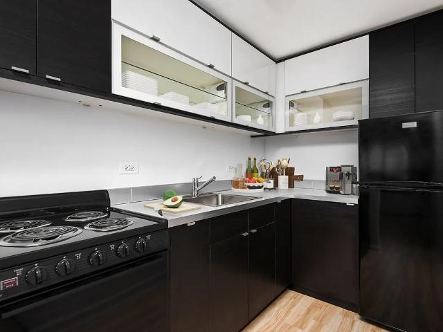 0 BR, 1 BA Apartment 3130 N Lake Shore Dr Unit 2104, Chicago, IL 60657