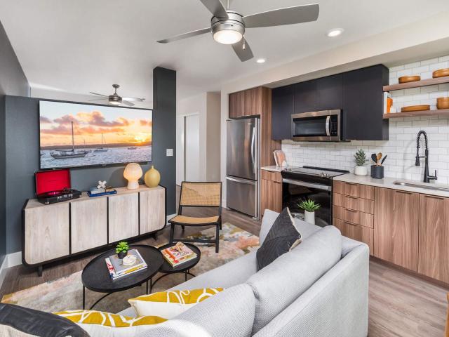 0 BR, 1 BA Apartment 465 NE Davis Street Unit 522, Portland, OR 97232