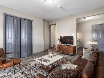 0 BR, 1 BA Apartment 405 E College St. Unit 506 20, Carbondale, IL 62901