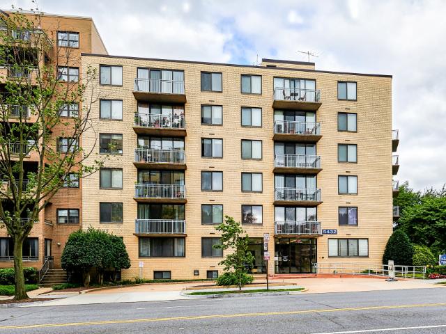 0 BR, 1 BA Apartment 5432 Connecticut Avenue NW Unit 102, Washington, DC 20015