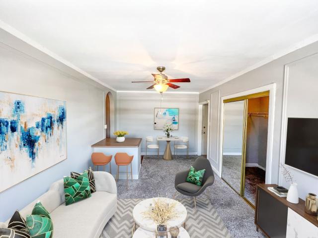 0 BR, 1 BA Apartment 5541 S Everett Avenue Unit 207, Chicago, IL 60637