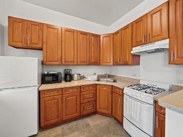 0 BR, 1 BA Apartment 641 O Farrell St Unit 210, San Francisco, CA 94109