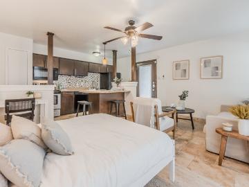 0 BR, 1 BA Apartment 6467 Melody Lane Unit 2080, Dallas, TX 75231