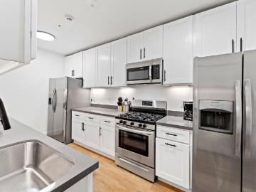 0 BR, 1 BA Apartment 618 14th St Unit 9, Oakland, CA 94612