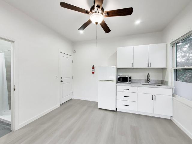 0 BR, 1 BA Apartment 628 Waverly Street, Palo Alto, CA 94301