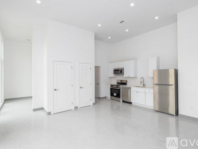 0 BR, 1 BA Apartment 78 Middlesex St, Unit 309, Lowell, MA 01852