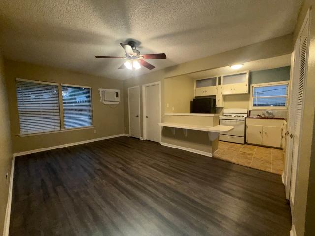 0 BR, 1 BA Apartment 709 W 26th, Austin, TX 78705