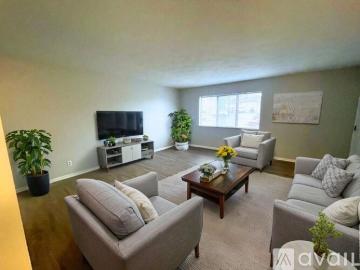 0 BR, 1 BA Apartment 720 W Centennial Ave, Unit Studio, Muncie, IN 47303