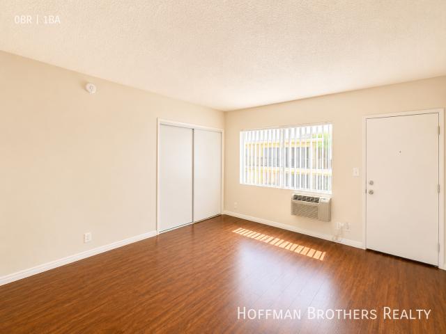 0 BR, 1 BA Apartment 7343 Sepulveda Blvd, Van Nuys, CA 91405