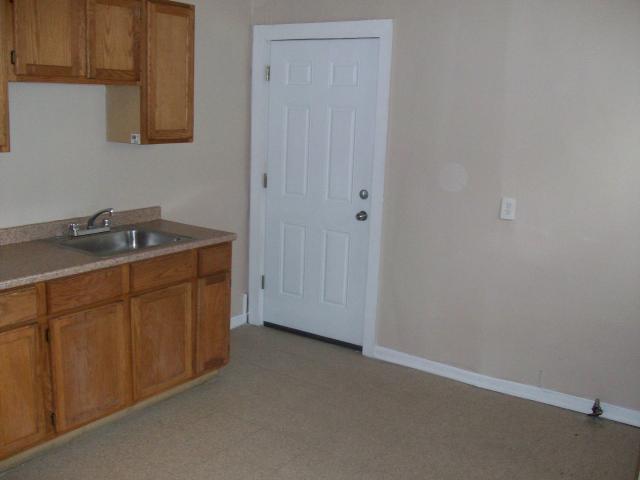 0 BR, 1 BA Apartment 8057 South Marshfield Avenue Unit 1622 1, Chicago, IL 60620
