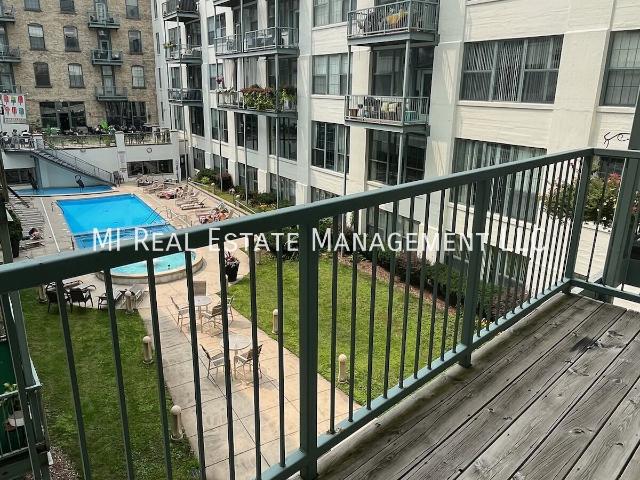 0 BR, 1 BA Apartment 940 Monroe Avenue Northwest #230, Grand Rapids, MI 49503