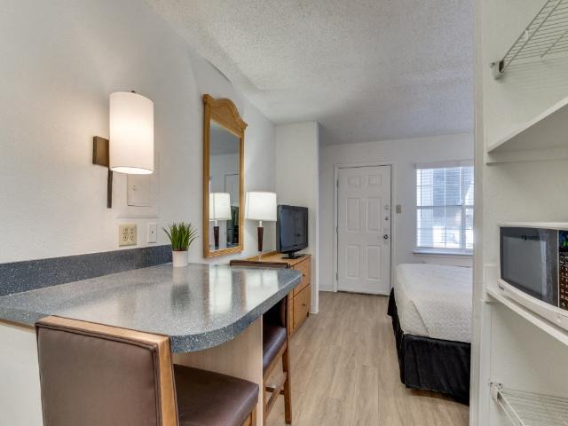 0 BR, 1 BA Apartment 9013 United Drive Unit 360, Austin, TX 78758