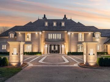 Undisclosed Address, Far Hills, US