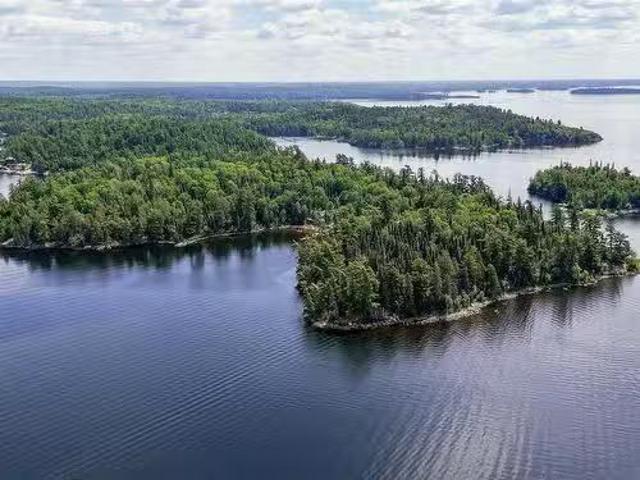 0 Queen Bee Island, District Of Kenora, ON, P9N 3W8 recreati.