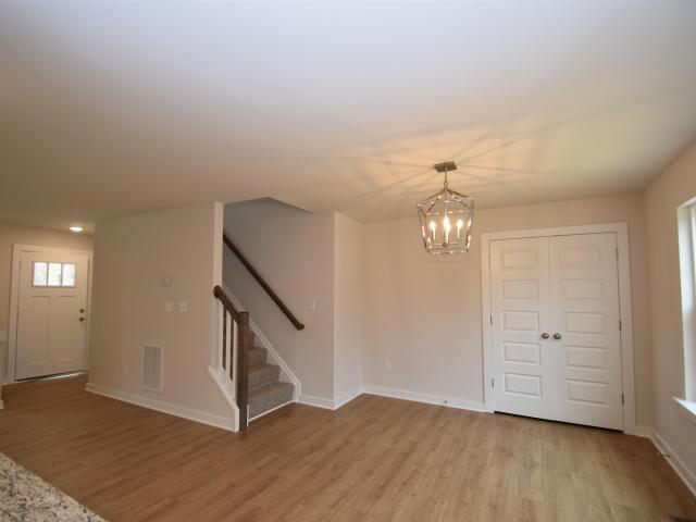 30 tall oaks ln hb14