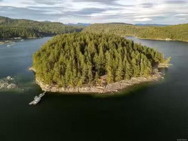 0 Tan Island, Cortes Island, BC, V0P 1Z0 house for sale Lis.