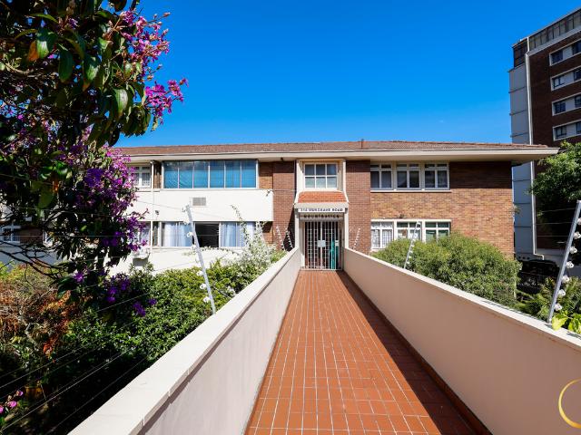 0.5 Bedroom Apartment To Let in Musgrave