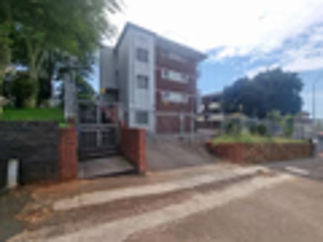 0.5 Bedroom Apartment To Let in Morningside