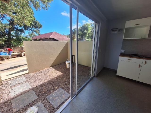 0.5 Bedroom Apartment To Let in Amanzimtoti