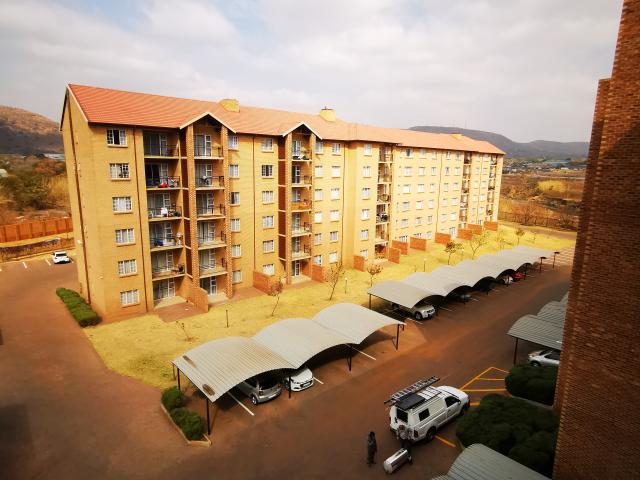 0.5 Bedroom Apartment To Let in Annlin