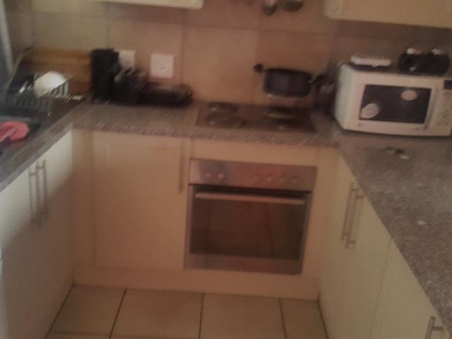0.5 Bedroom Apartment To Let in Annlin