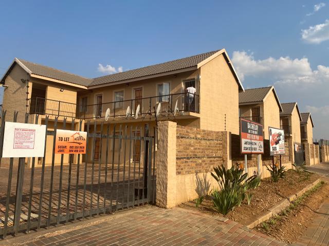 0.5 Bedroom Apartment To Let in Capital Park