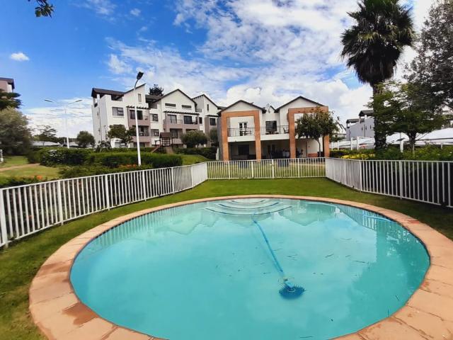 0.5 Bedroom Apartment To Let in Fourways Gardens