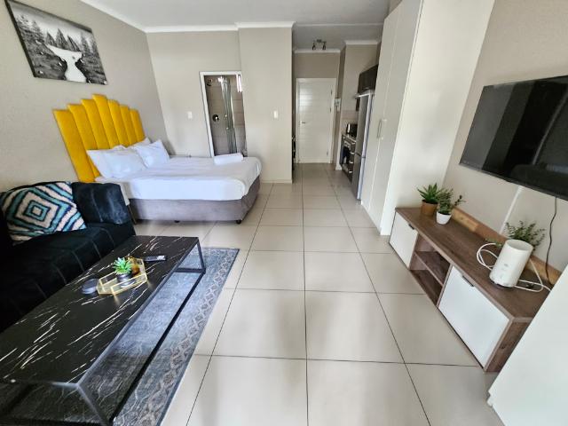 0.5 Bedroom Apartment To Let in Fourways