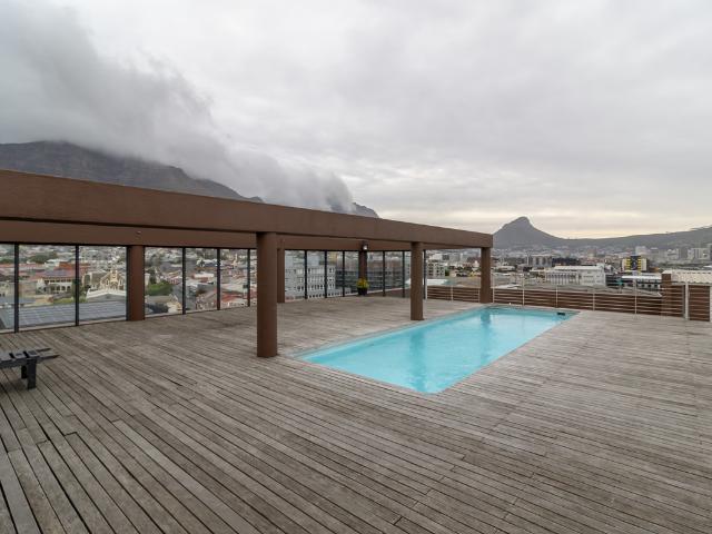 0.5 Bedroom Apartment To Let in Woodstock